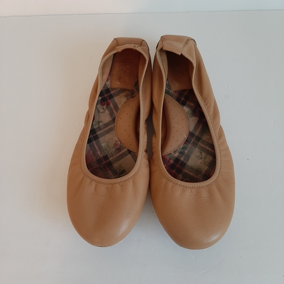 camel ballet flats